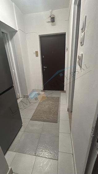 Garsonieră decomandată în Calea Călărașilor
