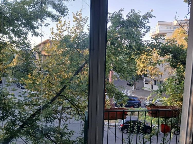 Apartament cu 2 camere decomandat în Primăverii