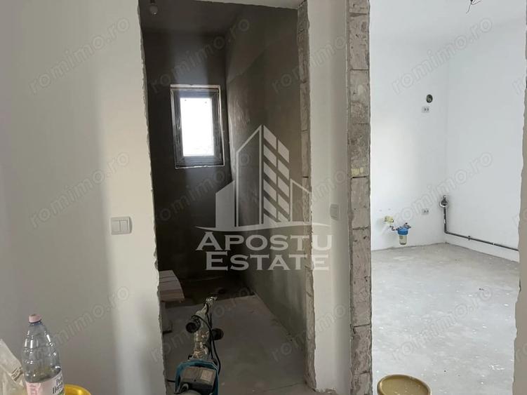 Casă cu 4 camere cu Teren 220 Mp în Giarmata