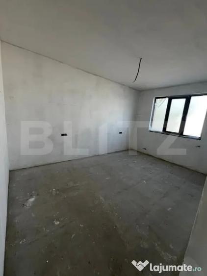 Casă cu 4 camere cu Teren 800 Mp în Central