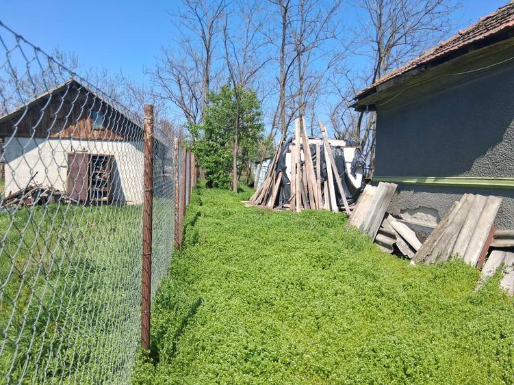 Casă cu 4 camere în Căldărușeanca