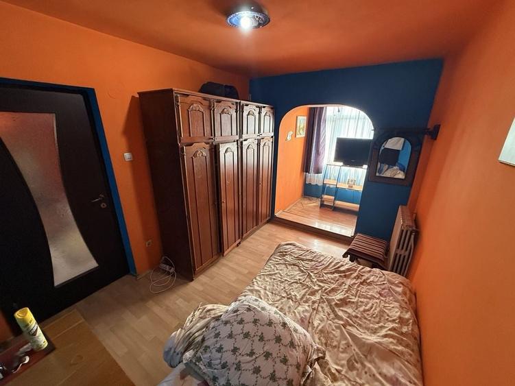 Apartament cu 2 camere decomandat în Tineretului