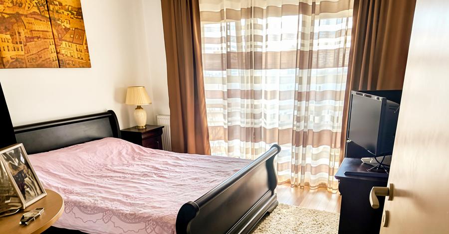 Apartament cu 2 camere decomandat în Titan