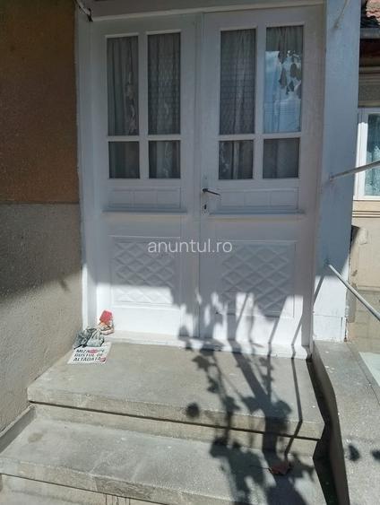 Casă cu 3 camere cu Teren 789 Mp în Central