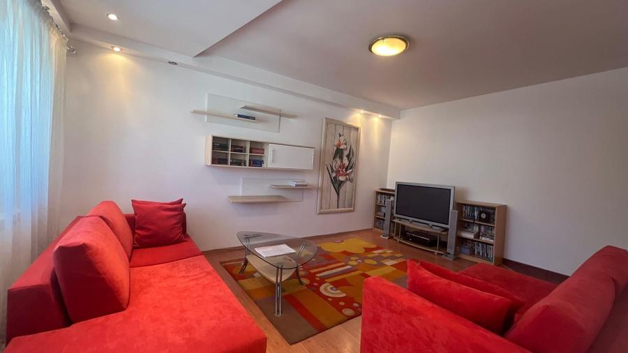 Apartament cu 3 camere decomandat, mobilat în Băneasa