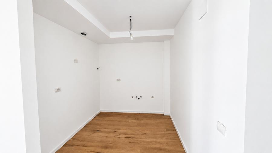 Apartament cu 2 camere semidecomandat în Aviației