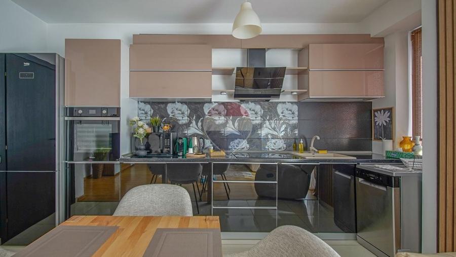 Apartament cu 2 camere decomandat, mobilat în Drumul Poienii