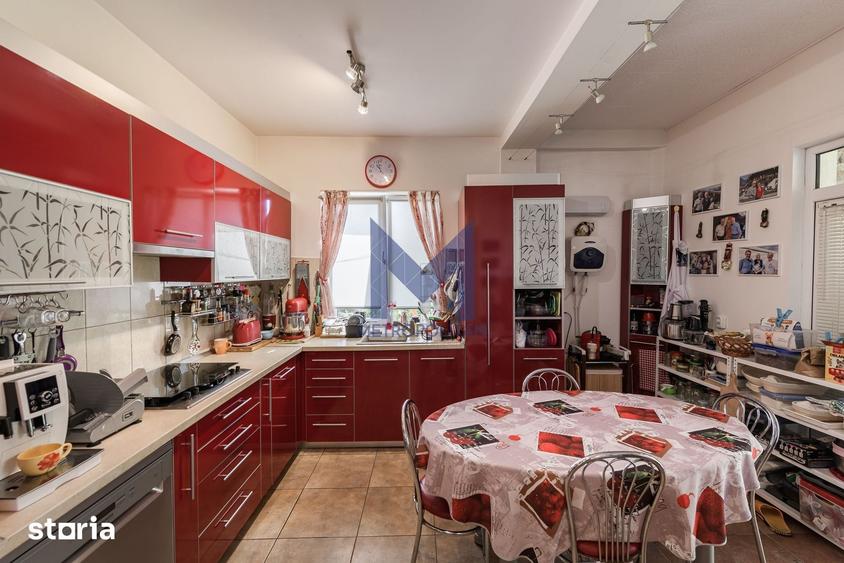 Casă cu 4 camere cu Teren 1804 Mp în Feleacu