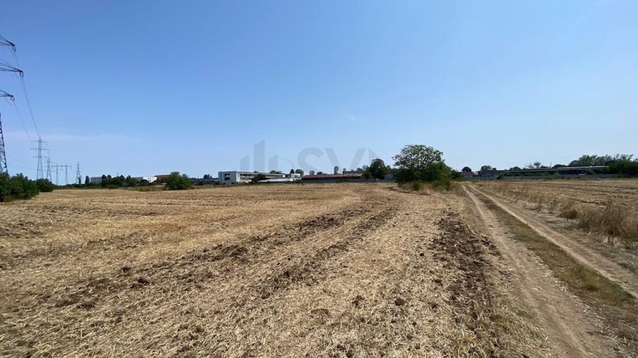 Teren Construcții intravilan de 4724 mp, în Central