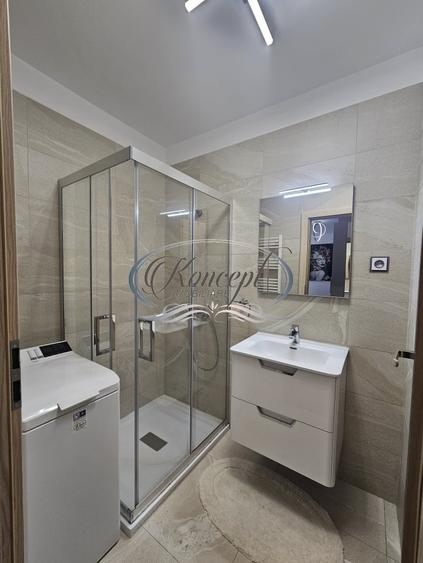 Apartament cu 3 camere semidecomandat, mobilat în Gheorgheni