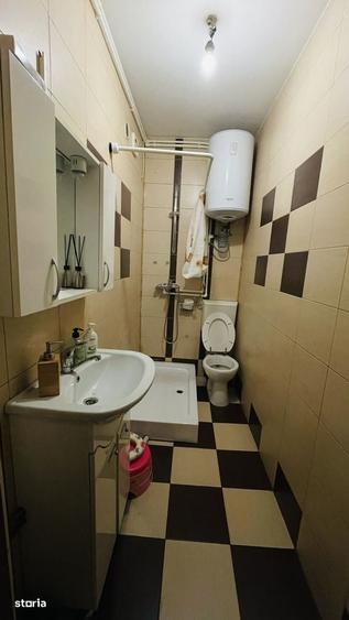 Casă cu 4 camere cu Teren 180 Mp în Dămăroaia