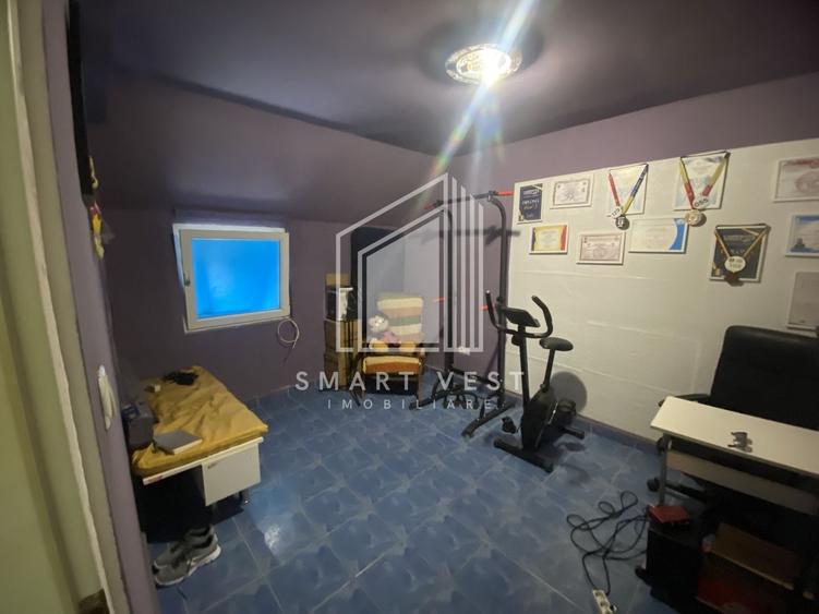 Apartament cu 4 camere decomandat, mobilat în Central