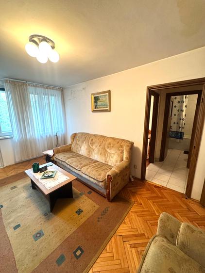 Apartament cu 2 camere decomandat în Iancului