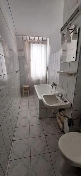 Garsonieră decomandată în Brâncoveanu