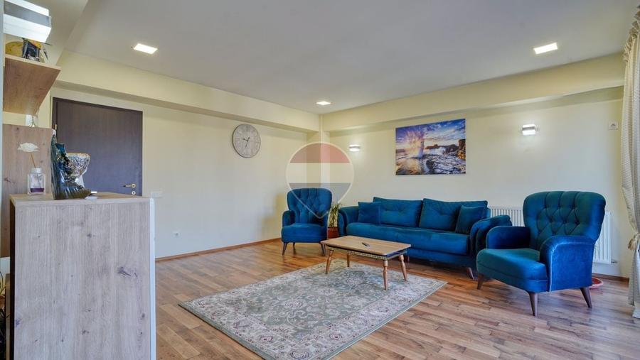 Apartament cu 2 camere decomandat, mobilat în Sud