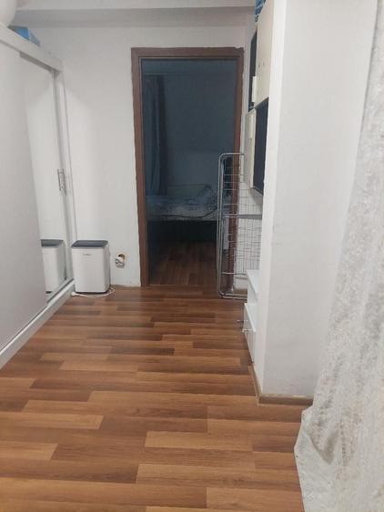 Apartament cu 2 camere nedecomandat în Astra