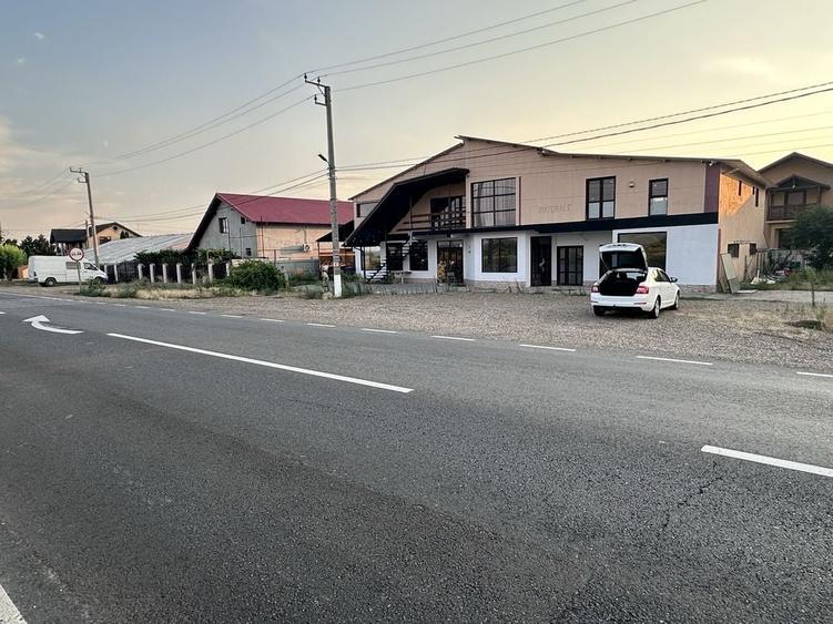 Spațiu comercial, de 1,000 mp, în Munteni