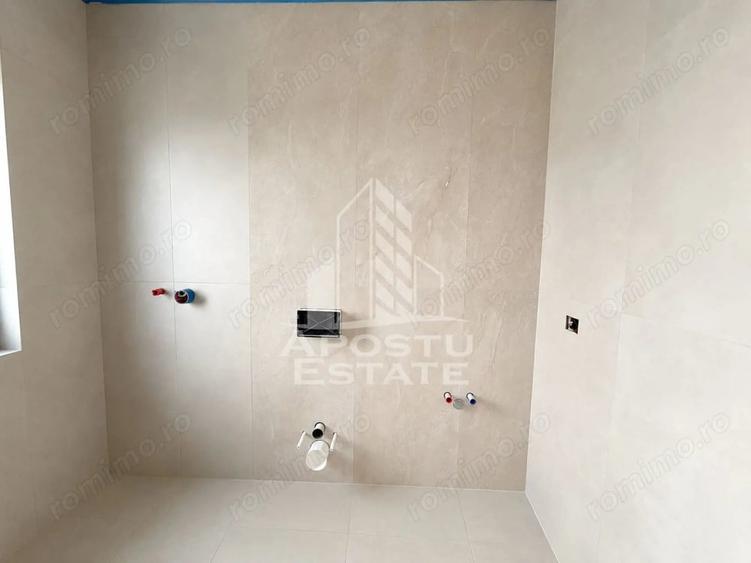 Casă cu 4 camere cu Teren 400 Mp în Utvin