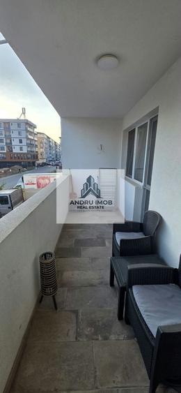 Apartament cu 2 camere decomandat, mobilat în Central