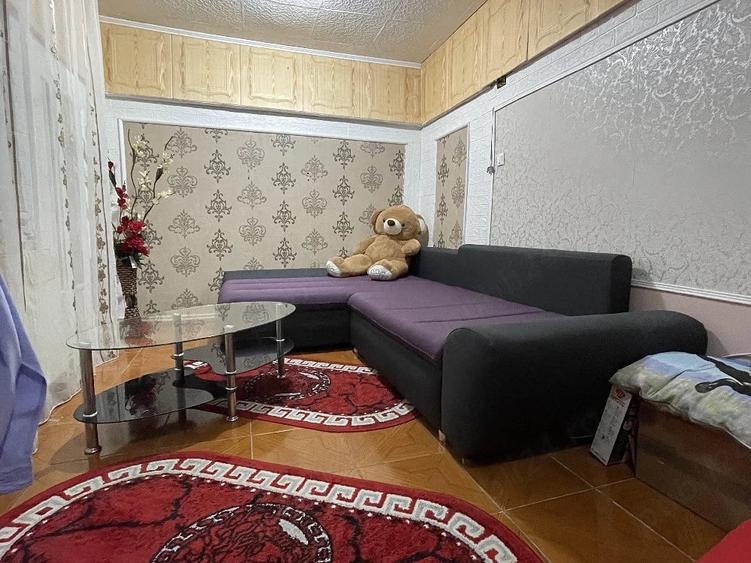 Casă cu 3 camere cu Teren 350 Mp în Central
