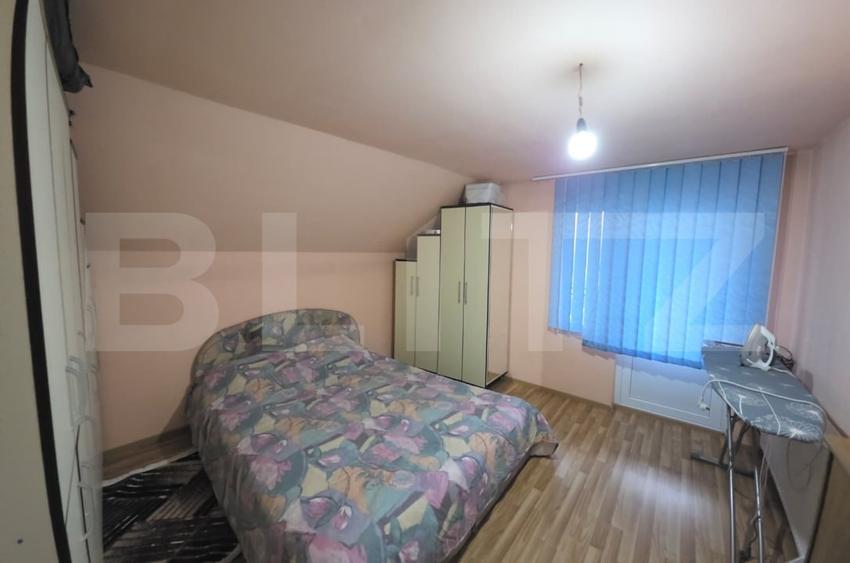 Casă individuală cu 4 camere cu Canalizare în Periferie