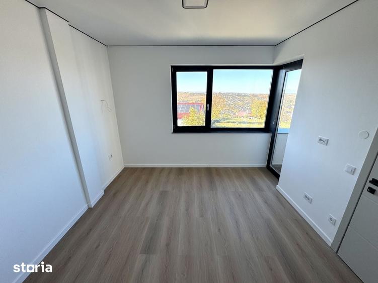 Casă cu 4 camere cu Teren 470 Mp în Bucium