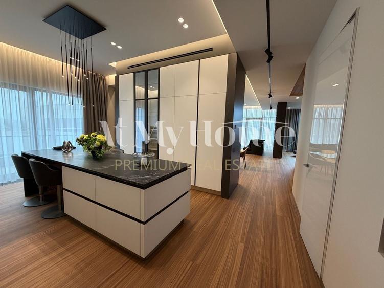 Penthouse cu 5 camere decomandat, mobilat în Băneasa