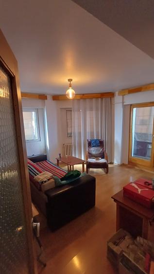 Apartament cu 2 camere decomandat în Balta Albă
