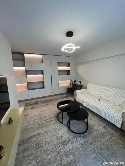 Apartament cu 2 camere decomandat în Politehnica