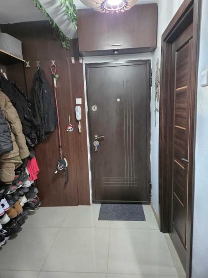 Apartament cu 2 camere decomandat în Eroii Revoluției