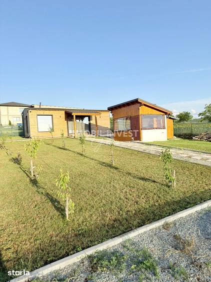 Casă cu 2 camere cu Teren 500 Mp în Central