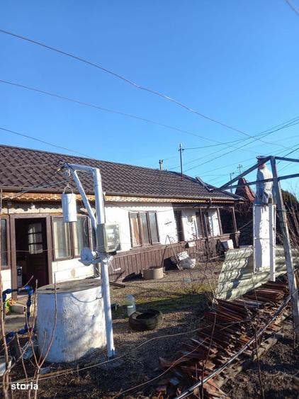 Casă cu 3 camere în Ziduri