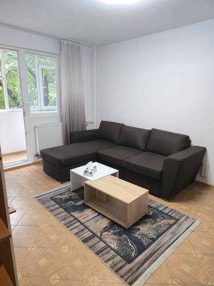 Apartament cu 2 camere decomandat în Lujerului
