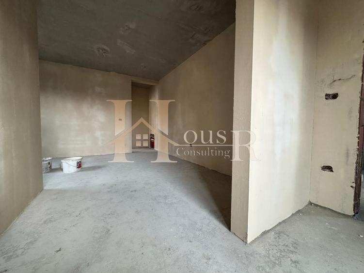 Apartament cu 2 camere semidecomandat în Girocului