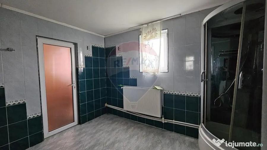 Casă cu 5 camere cu Teren 526 Mp în Chilișeni