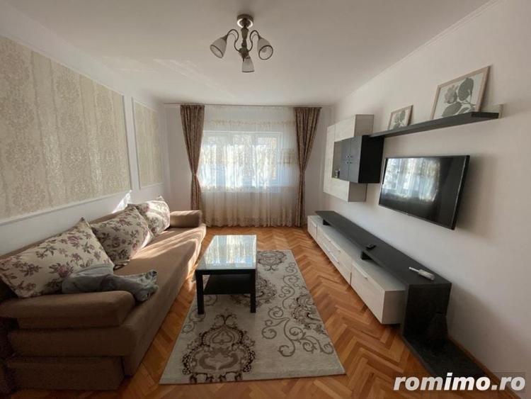 Apartament cu 2 camere decomandat în Panduri
