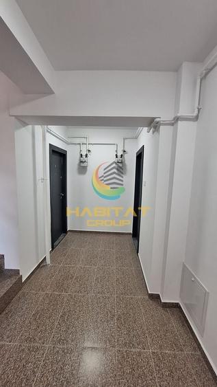 Apartament cu 3 camere semidecomandat în Berceni