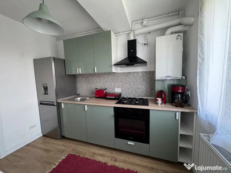 Apartament cu 2 camere decomandat în Păcii