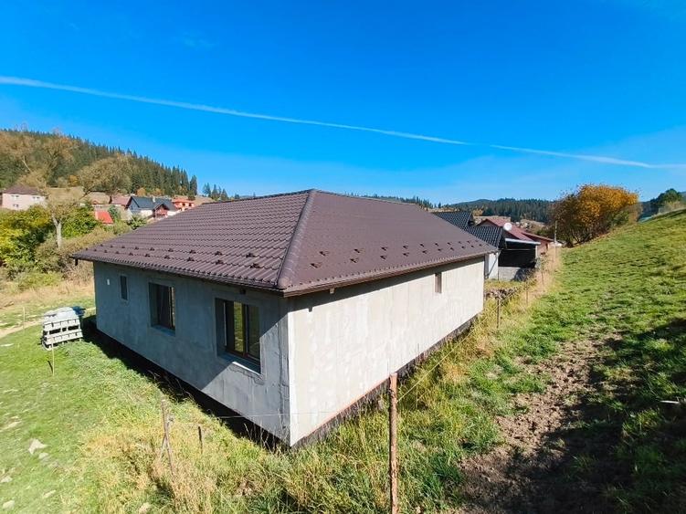 Casă individuală cu 4 camere cu Teren 500 Mp în Exterior Nord