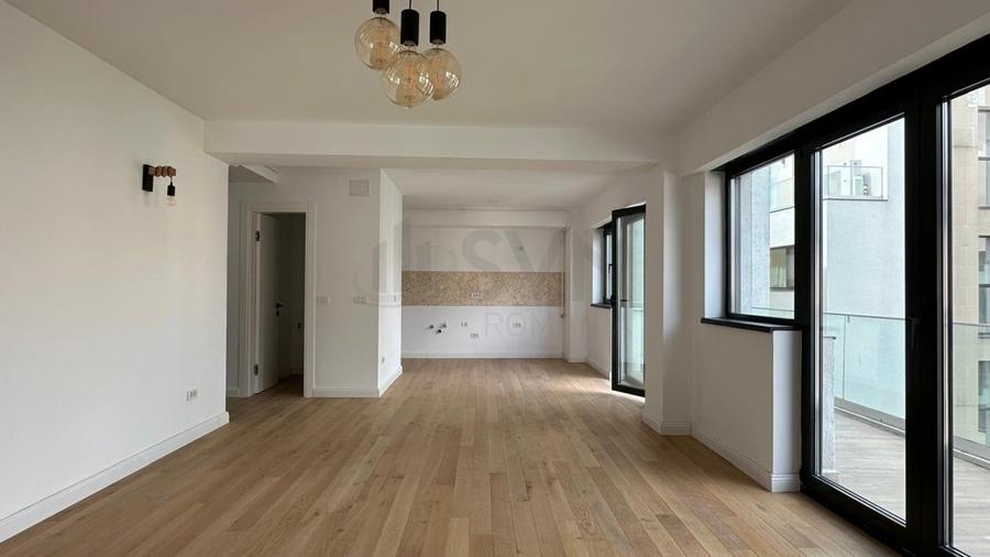 Apartament cu 3 camere decomandat în Dorobanți