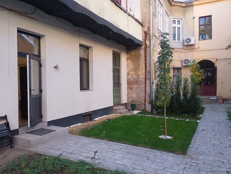 Garsonieră în Traian