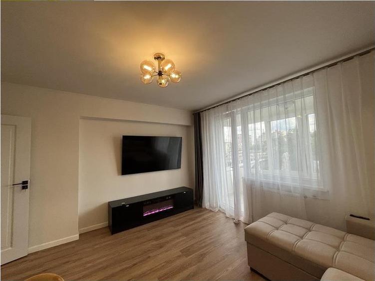 Apartament cu 2 camere decomandat în Central