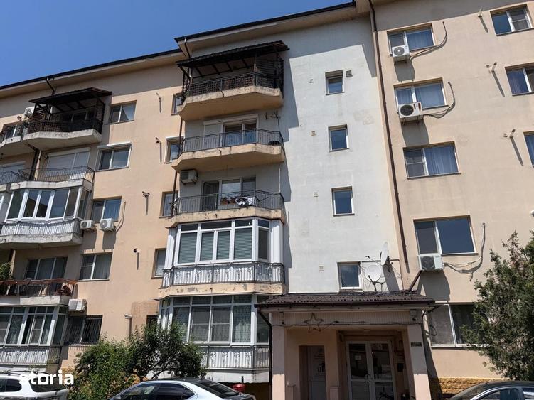 Apartament cu 5 camere în Străulești