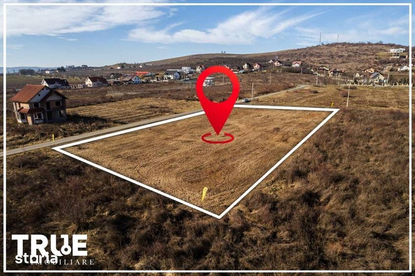 Teren de 3000 mp, în Central
