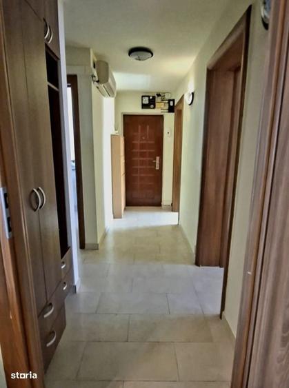 Apartament cu 3 camere decomandat în Ultracentral
