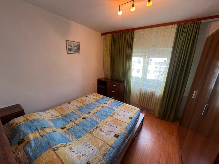 Apartament cu 2 camere decomandat în Drumul Taberei