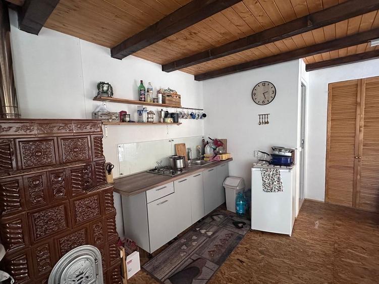 Casă cu 3 camere cu Teren 520 Mp în Muntele Băișorii