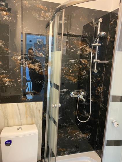 Apartament cu 4 camere decomandat în Brâncoveanu