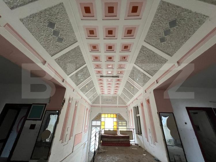 Spațiu comercial, de 900 mp, în Aiud