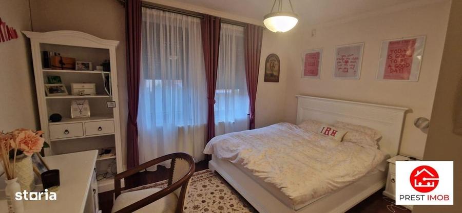 Casă cu 4 camere în Corunca